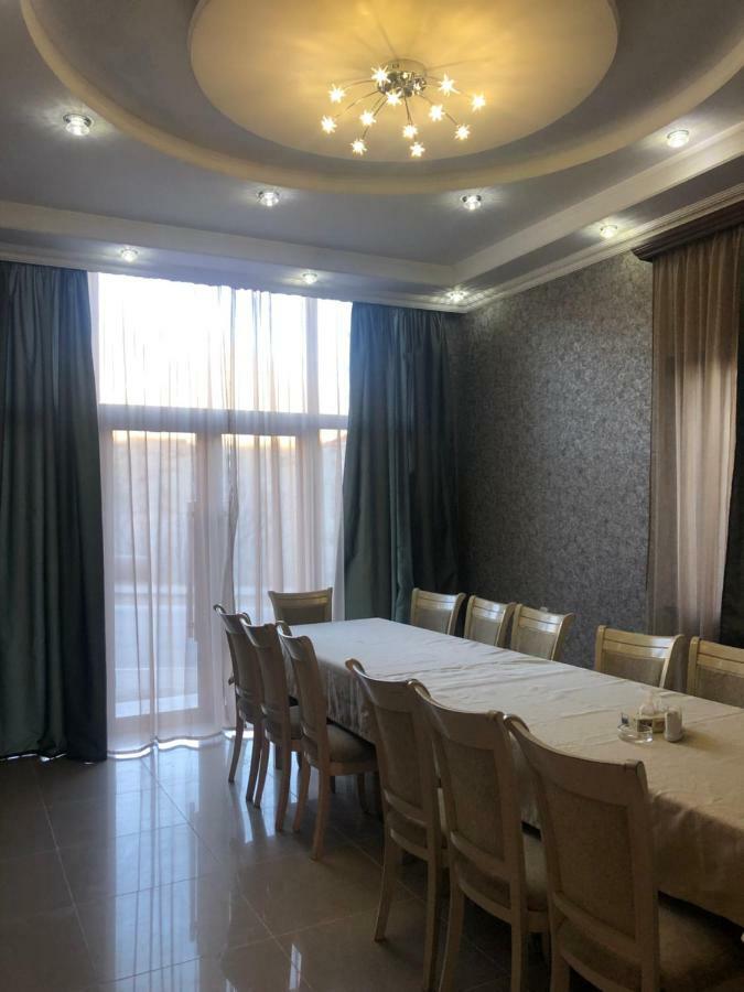 Lara Hotel Горис Екстериор снимка